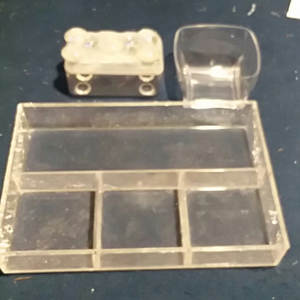 Crackly Old Organizers